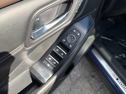 Used 2023 Nissan Rogue SL w/ SL Premium Package FWD image 13