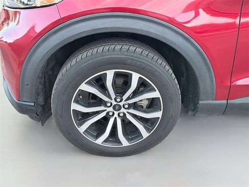 Used 2020 Ford Explorer ST w/ Premium Technology Package image 34