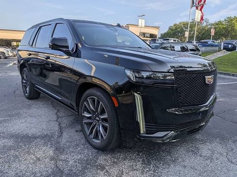 Used 2021 Cadillac Escalade Sport w/ Driver Assist Tech Package AWD/4WD image 5