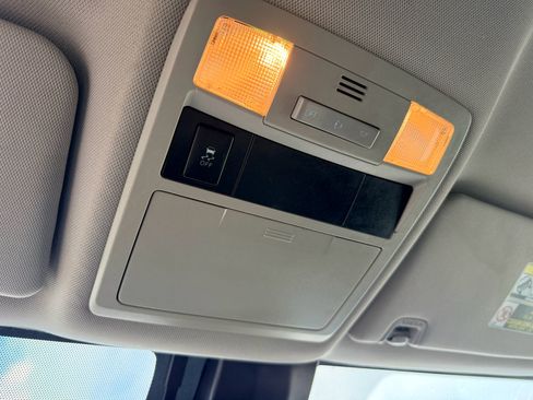 Used 2019 Toyota Tacoma SR5 RWD image 20