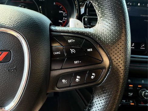 Used 2025 Dodge Durango GT AWD/4WD image 32
