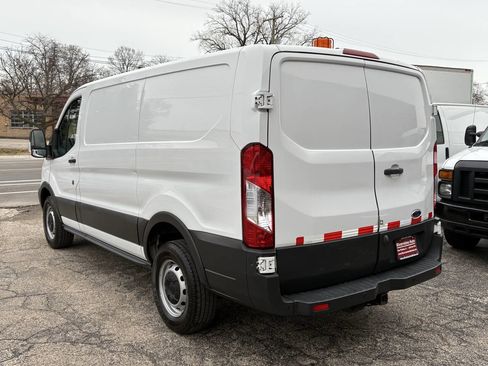 Used 2016 Ford Transit 250 130 Low Roof image 7