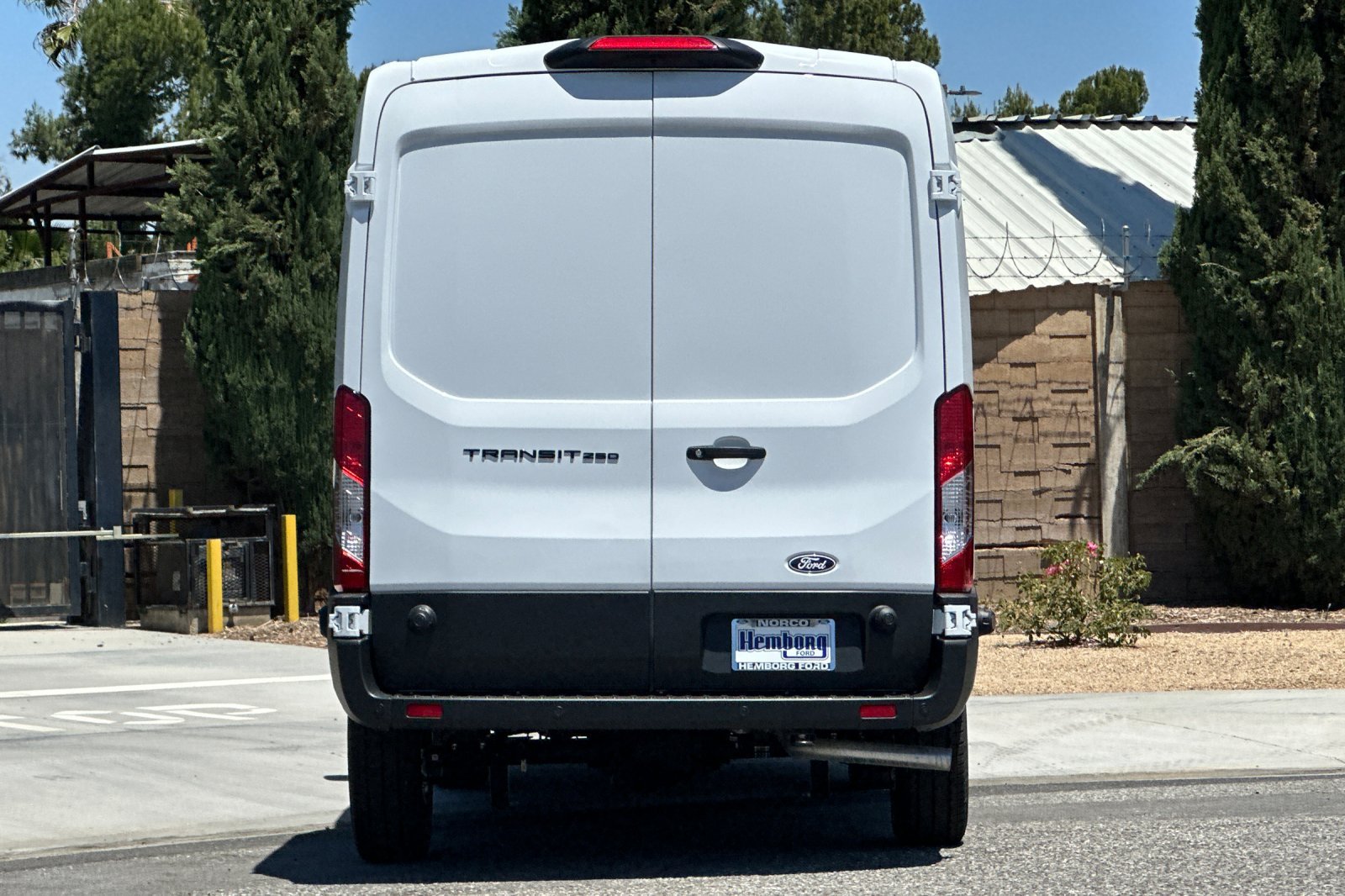 New 2026 Ford Transit 250 148 Medium Roof RWD image 5