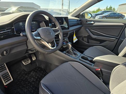New 2025 Volkswagen Jetta Sport image 20