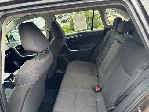 Used 2020 Toyota RAV4 LE w/ All Weather Liner Package AWD/4WD image 23