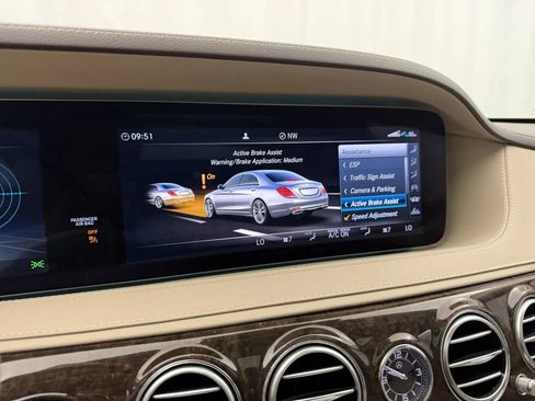 Used 2019 Mercedes-Benz S 560 4MATIC Sedan image 36