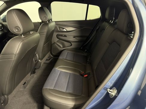 Certified 2025 Buick Envista Preferred FWD image 7