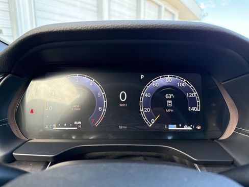 New 2026 Jeep Grand Cherokee L Limited w/ Limited Altitude Package AWD/4WD image 18