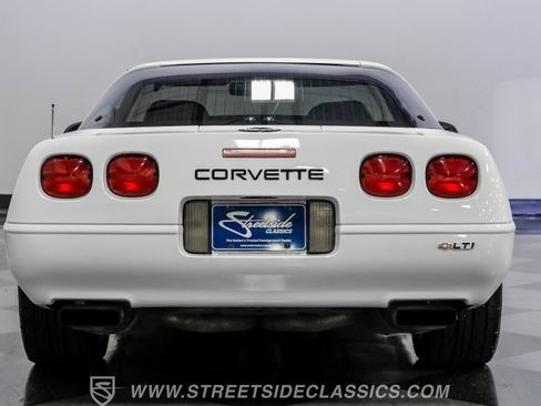 Used 1994 Chevrolet Corvette Coupe image 10