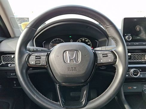 Certified 2022 Honda Civic EX image 19