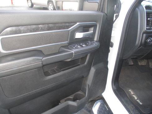 Used 2024 RAM 2500 Big Horn w/ Bed Utility Group AWD/4WD image 21