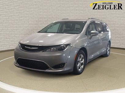 Used 2017 Chrysler Pacifica Touring-L Plus