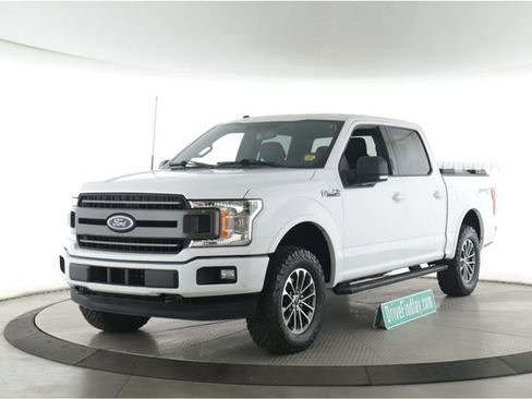 Used 2018 Ford F150 XLT w/ Equipment Group 301A Mid AWD/4WD image 10
