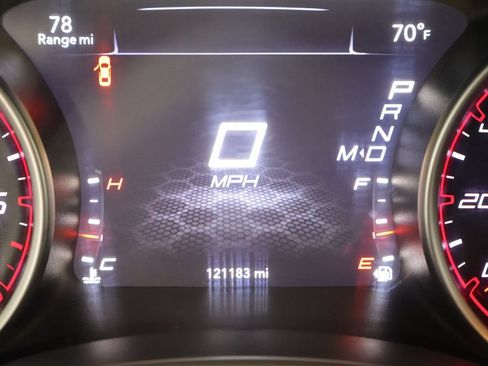 Used 2015 Dodge Charger SXT w/ Rallye Group AWD/4WD image 43