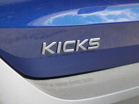 New 2025 Nissan Kicks SV w/ SV Premium Package image 17