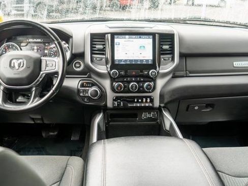 Used 2022 RAM 1500 Big Horn AWD/4WD image 15