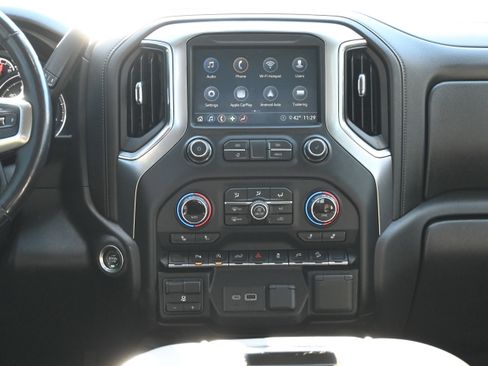 Used 2020 Chevrolet Silverado 1500 RST image 33
