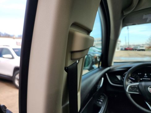 Used 2023 Buick Envision Essence w/ Sport Touring Package image 31