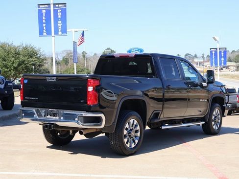 Used 2022 Chevrolet Silverado 2500 LT w/ All Star Edition image 3