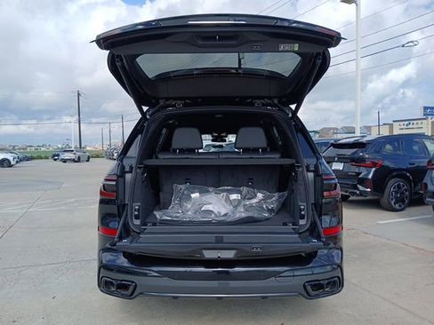 New 2026 BMW X7 M60i AWD/4WD image 9