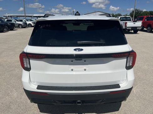 New 2025 Ford Explorer ST-Line w/ Premium Package image 7