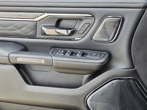 New 2025 RAM 1500 Limited image 22