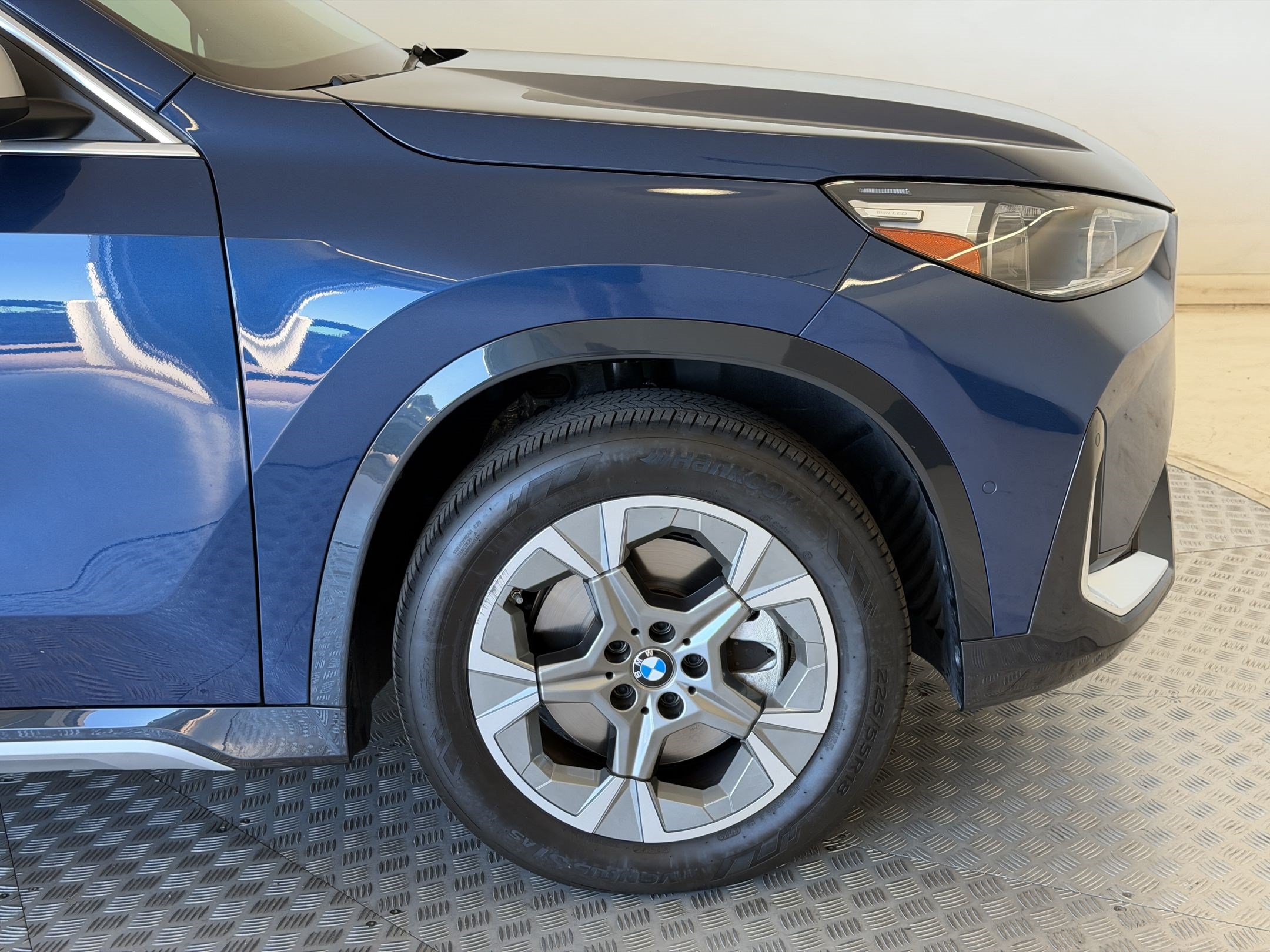 Certified 2023 BMW X1 xDrive28i w/ Premium Package AWD/4WD image 12