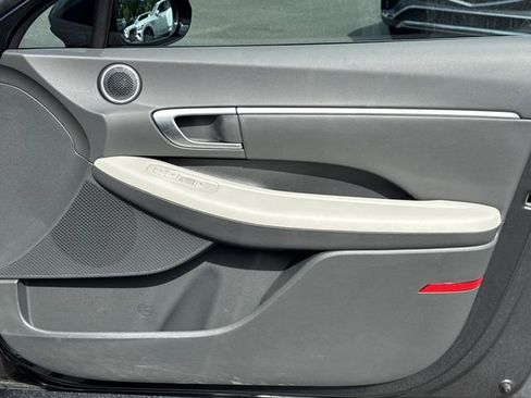 Certified 2024 Hyundai Sonata SEL w/ Convenience Package FWD image 14