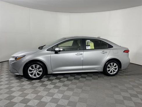 New 2026 Toyota Corolla LE image 4