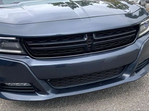 Used 2017 Dodge Charger SXT w/ Driver Confidence Group image 30