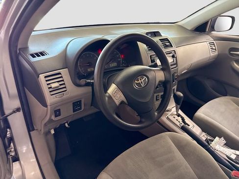 Used 2012 Toyota Corolla LE FWD image 10