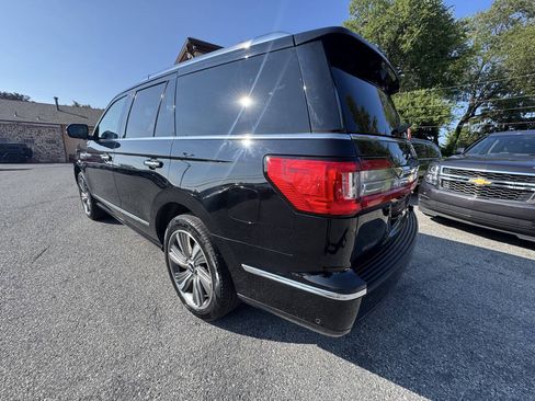 Used 2018 Lincoln Navigator Reserve w/ Technology Package AWD/4WD image 5