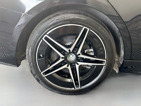 Used 2023 Mercedes-Benz C 300 4MATIC Sedan image 33