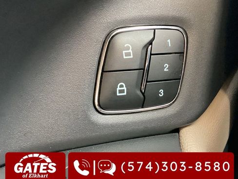 Used 2024 Ford Expedition Limited AWD/4WD image 31