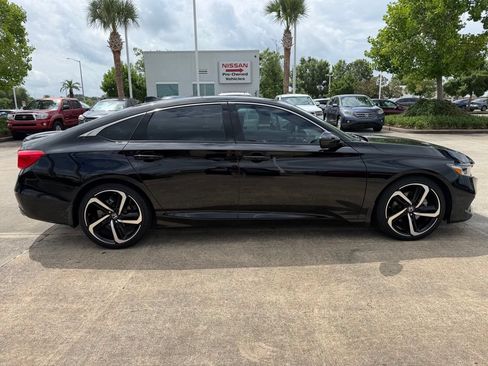 Used 2022 Honda Accord Sport image 6