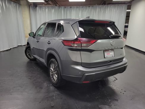 Used 2024 Nissan Rogue S AWD/4WD image 6