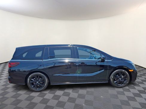 Used 2024 Honda Odyssey Sport image 8