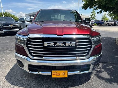 Used 2025 RAM 1500 Laramie AWD/4WD image 9