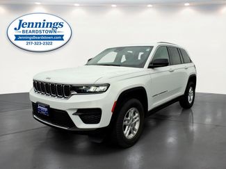 Used 2023 Jeep Grand Cherokee Laredo AWD/4WD video 1