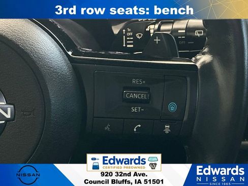 Used 2023 Nissan Pathfinder SL w/ Black Appearance Package AWD/4WD image 24