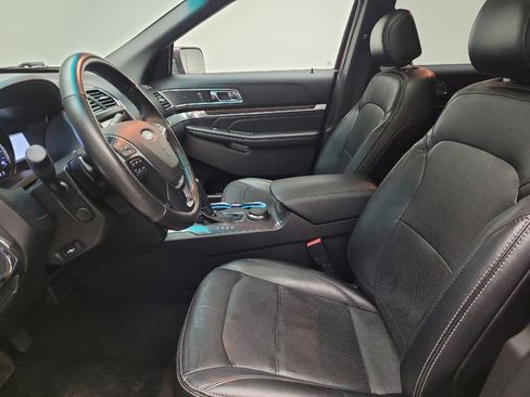 Used 2016 Ford Explorer Limited w/ Equipment Group 301A AWD/4WD image 17