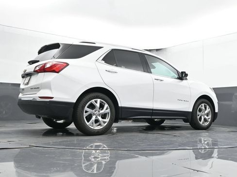 Used 2021 Chevrolet Equinox Premier AWD/4WD image 23