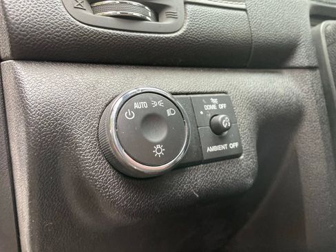 Used 2017 Buick Enclave Premium w/ Experience Buick Package AWD/4WD image 10