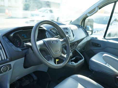 Used 2017 Ford Transit 350 XL RWD image 7