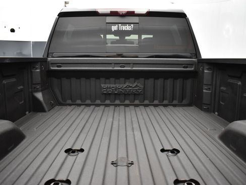 Used 2022 Chevrolet Silverado 3500 High Country image 6