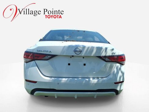 Used 2024 Nissan Sentra SV FWD image 4