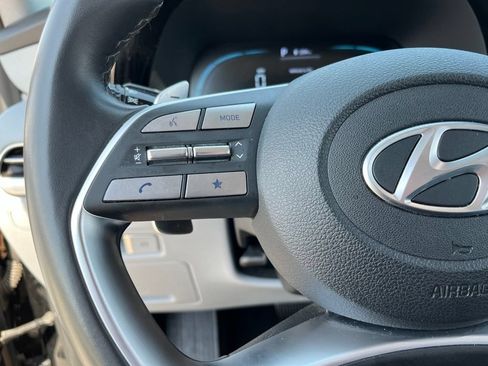Used 2025 Hyundai Palisade SEL FWD image 19