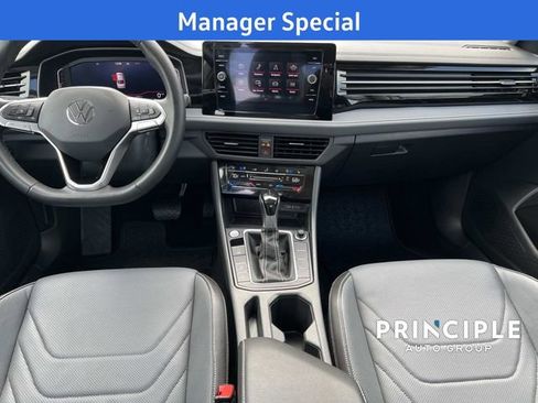 New 2025 Volkswagen Jetta SEL image 25