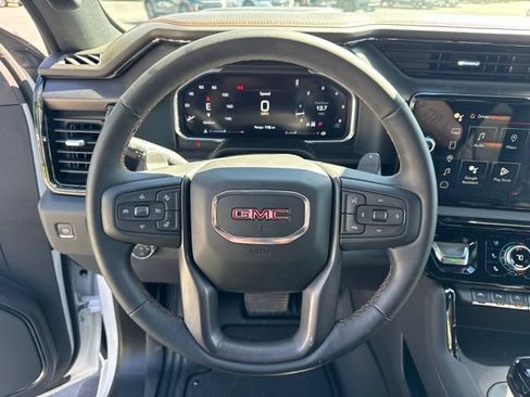 Used 2026 GMC Sierra 1500 AT4 w/ AT4 Premium Package AWD/4WD image 17