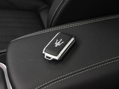 New 2025 Maserati Grecale GT AWD/4WD image 20
